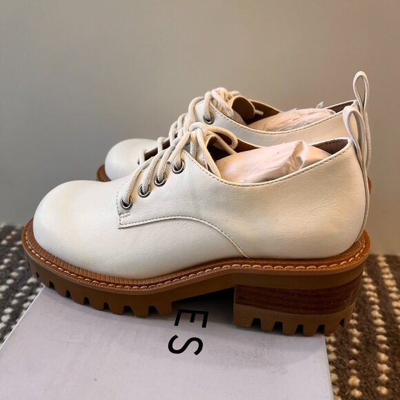Aerosoles Big Girl's Franca Oxford Shoes Size 2 Kids White NIB Platform Preppy - Picture 3 of 5